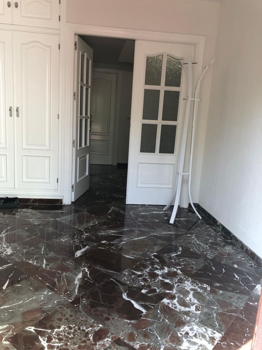 5 soveværelse Byhus til salg i Jaen by med garage - € 520.000 (Ref: 9119232)