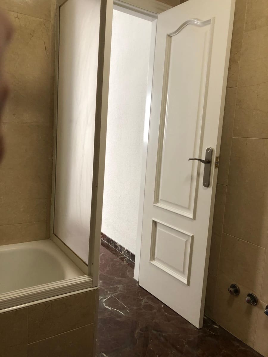 5 soveværelse Byhus til salg i Jaen by med garage - € 520.000 (Ref: 9119232)