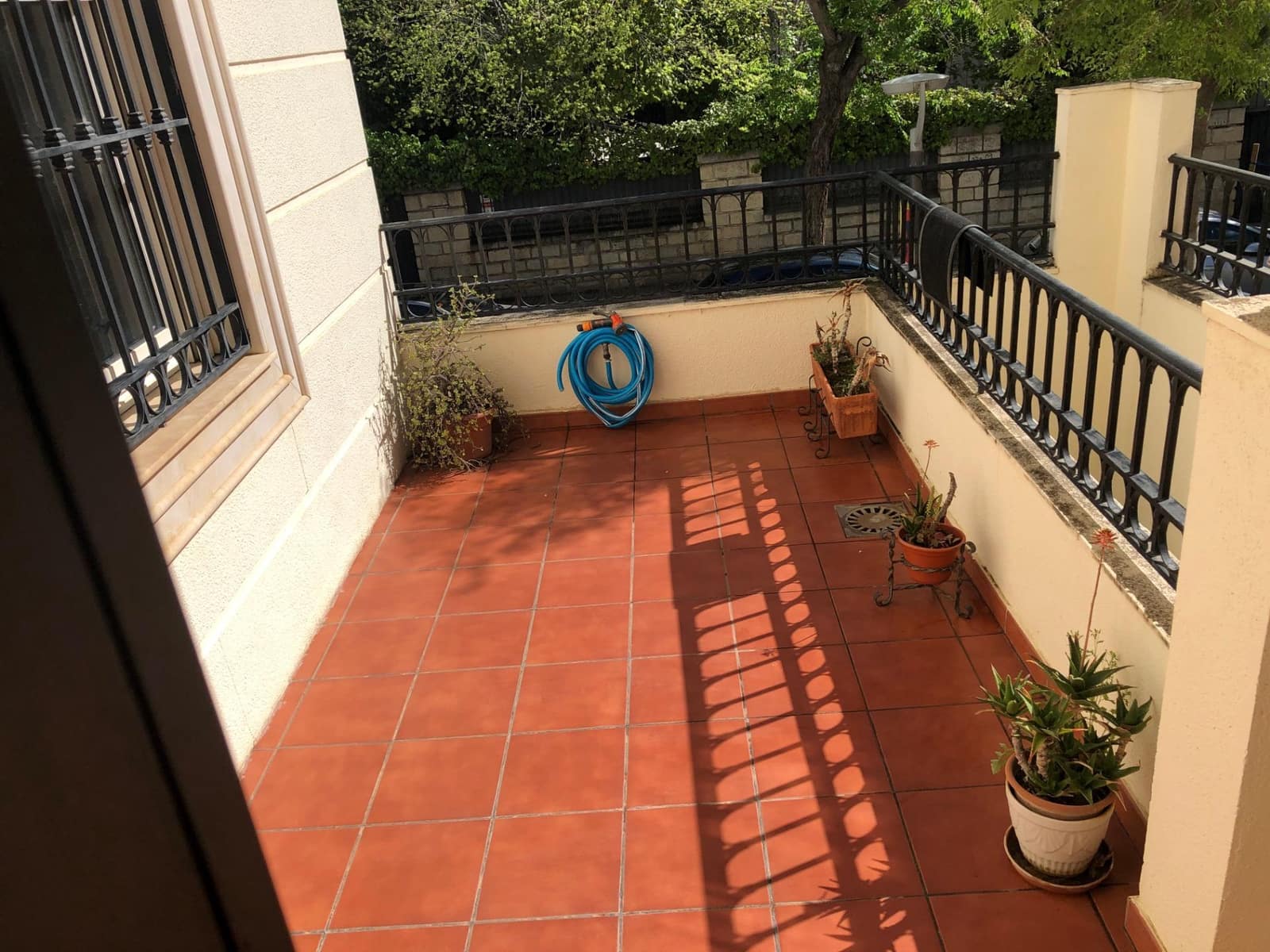 5 soveværelse Byhus til salg i Jaen by med garage - € 520.000 (Ref: 9119232)