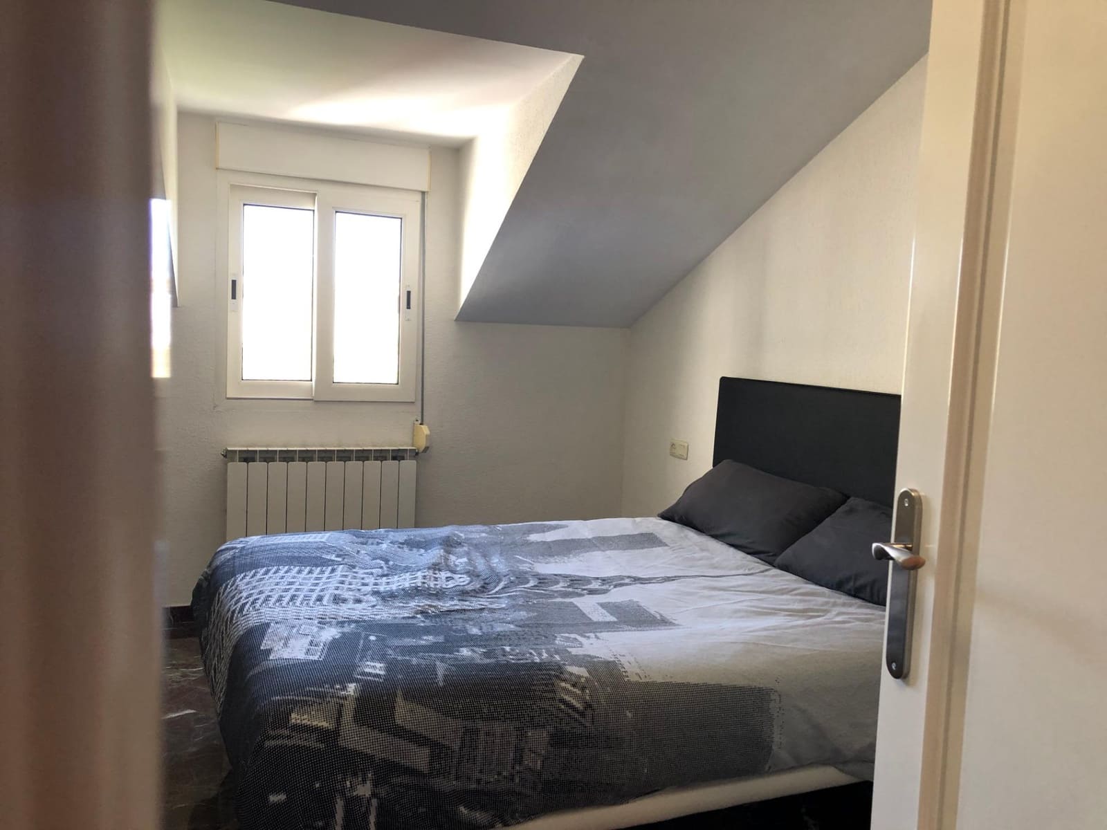 5 soveværelse Byhus til salg i Jaen by med garage - € 520.000 (Ref: 9119232)