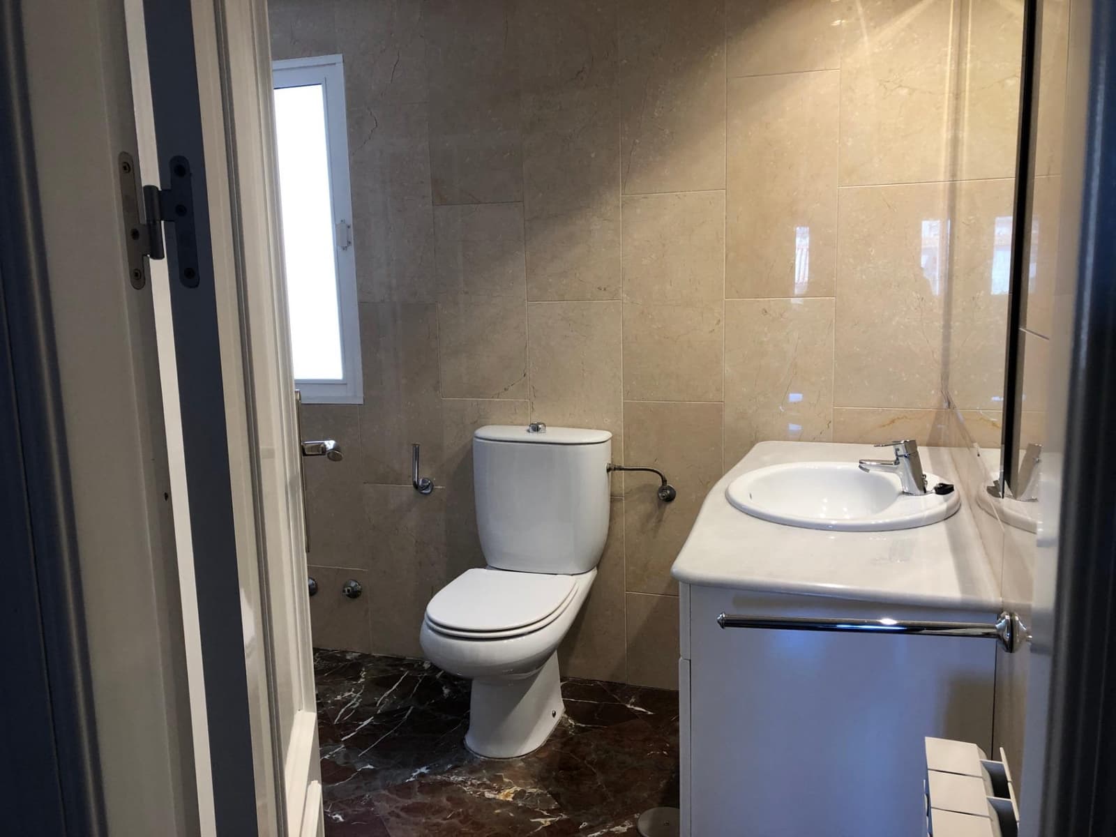 5 soveværelse Byhus til salg i Jaen by med garage - € 520.000 (Ref: 9119232)