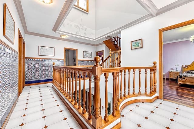 5 Zimmer Villa zu verkaufen in Tafira Alta, Las Palmas de Gran Canaria mit Garage - 975.000 € (Ref: 9119235)