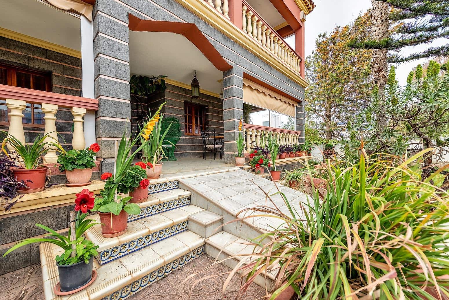 5 soverom Villa til salgs i Tafira Alta med garasje - € 975 000 (Ref: 9119235)