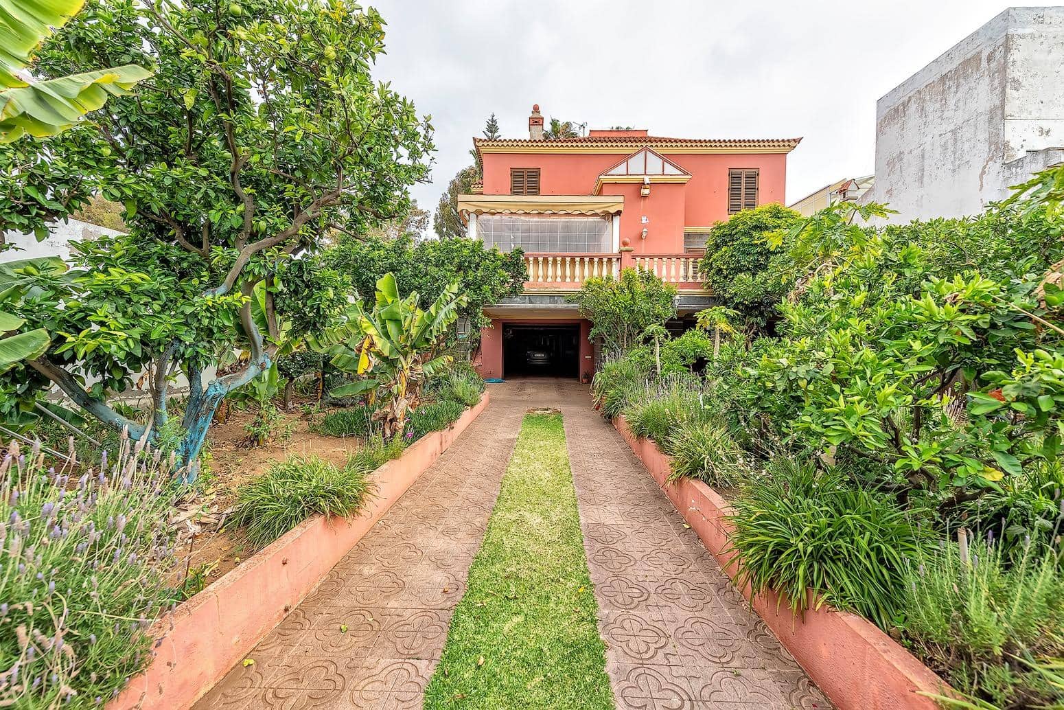 5 soverom Villa til salgs i Tafira Alta med garasje - € 975 000 (Ref: 9119235)