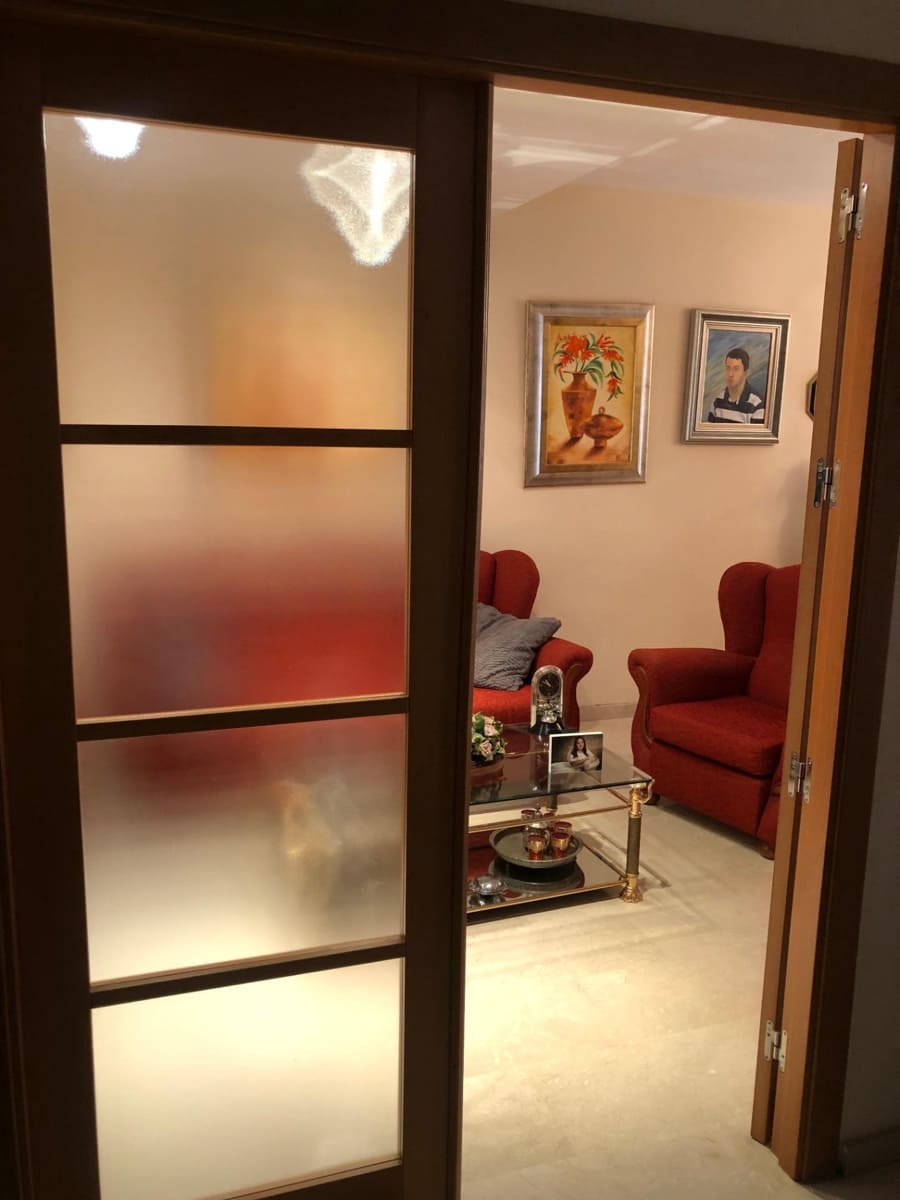 8 soveværelse Rækkehus til salg i Jaen by med swimmingpool garage - € 325.000 (Ref: 9119236)