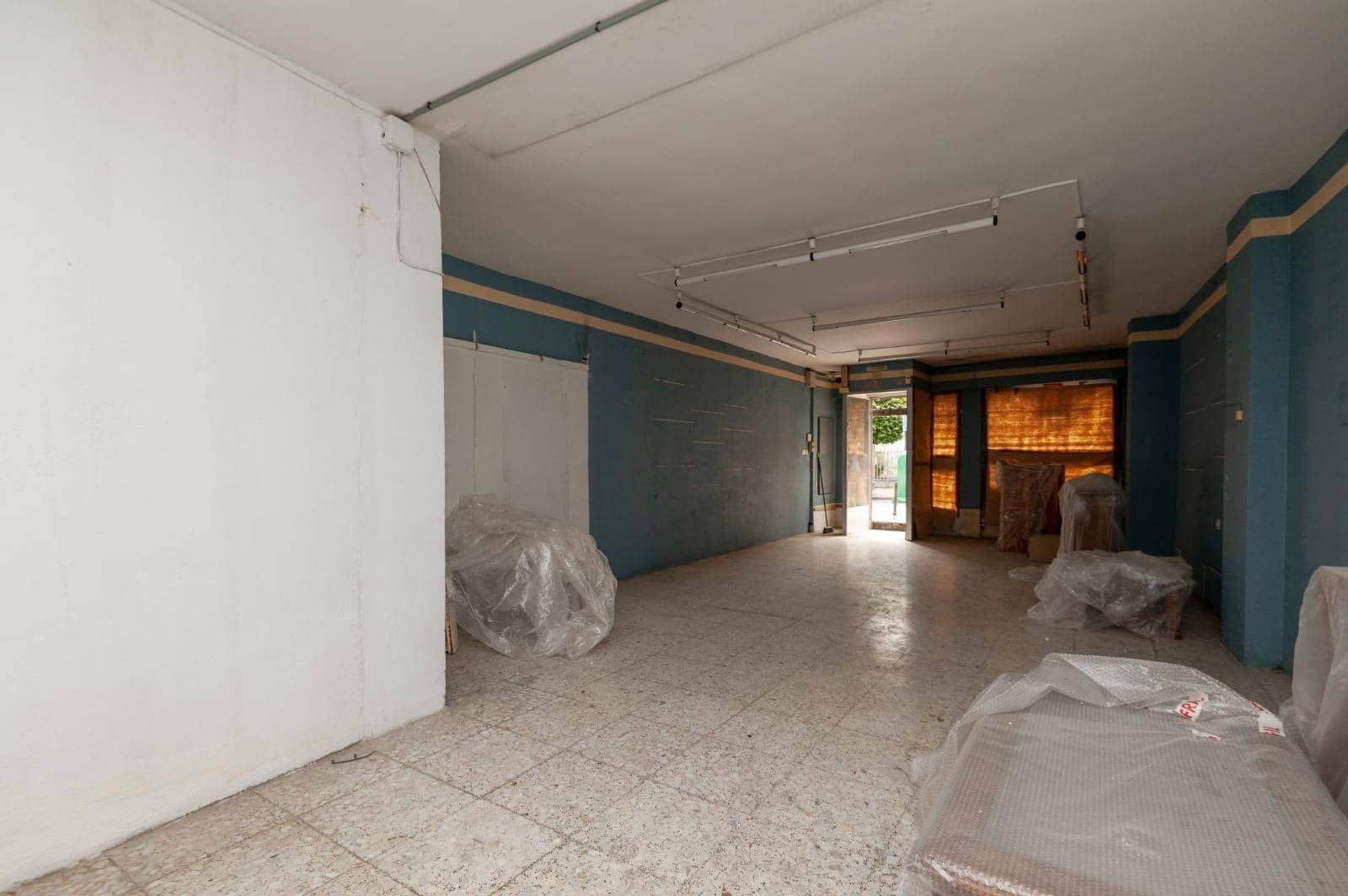 Commerciale in vendita in Jaen citta - 122.000 € (Rif: 9119237)