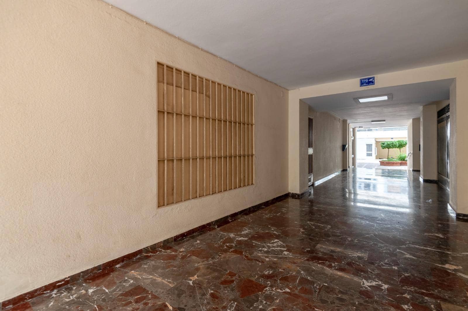 Commerciale in vendita in Jaen citta - 122.000 € (Rif: 9119237)