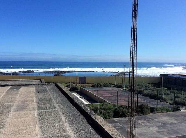 Building Plot for sale in Arucas - € 2,255,000 (Ref: 9119239)