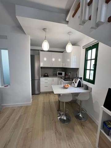 1 makuuhuone Bungalow vuokrattavana paikassa Sonneland, San Bartolomé de Tirajana mukana uima-altaan - 1 150 € (Ref: 9119247)