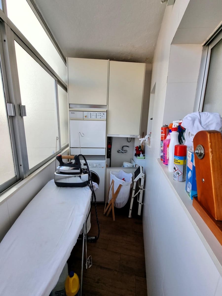 4 slaapkamer Flat te koop in Jaen stad met garage - € 310.000 (Ref: 9119255)