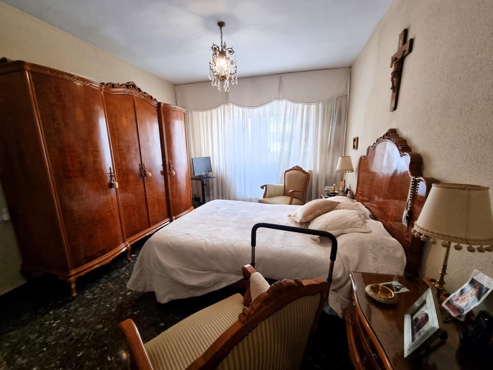 4 slaapkamer Flat te koop in Jaen stad met garage - € 310.000 (Ref: 9119255)