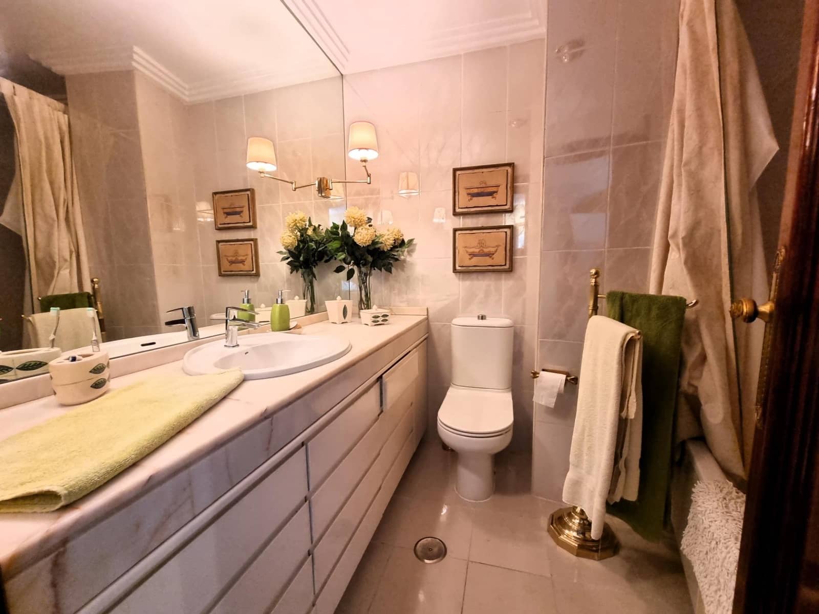 4 slaapkamer Flat te koop in Jaen stad met garage - € 310.000 (Ref: 9119255)