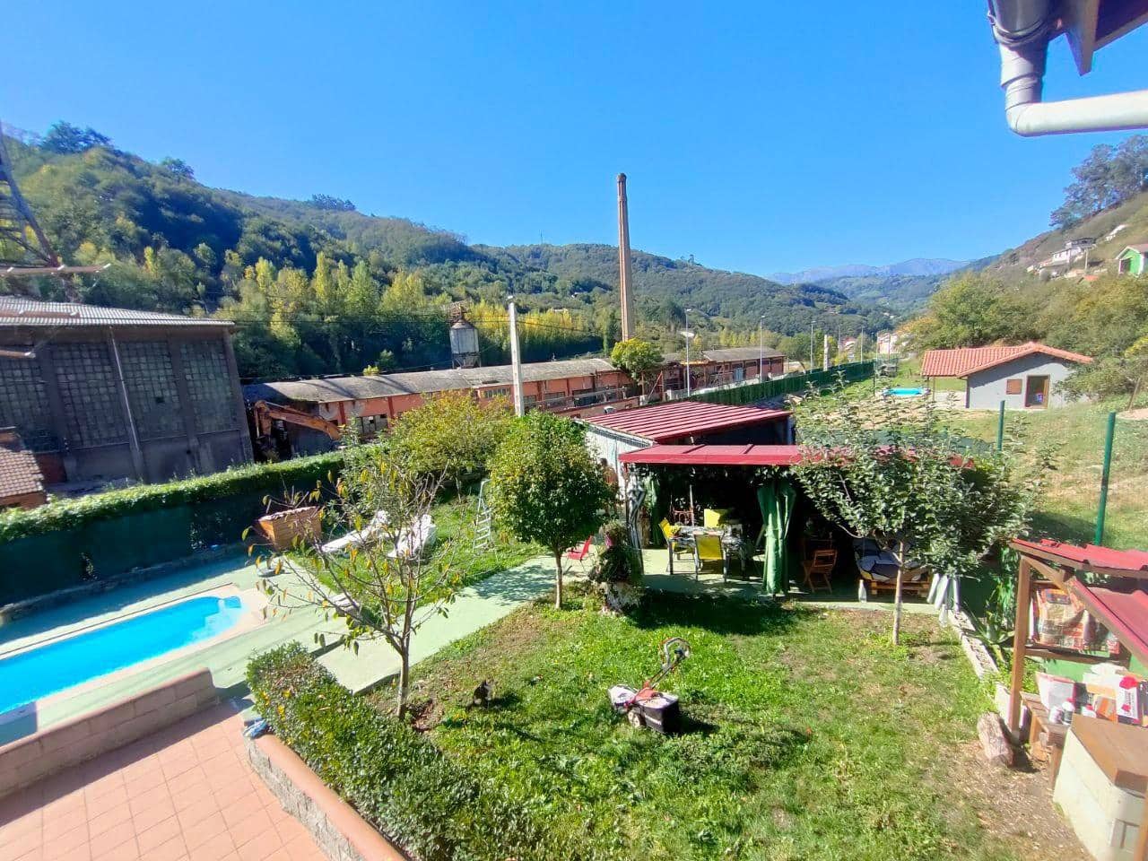4 soveværelse Villa til salg i Mieres med swimmingpool garage - € 231.000 (Ref: 9119259)