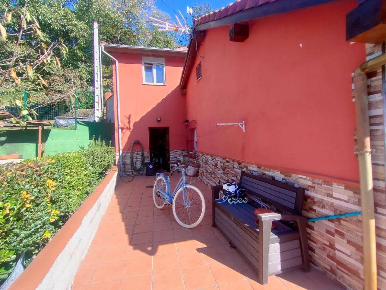 4 soveværelse Villa til salg i Mieres med swimmingpool garage - € 231.000 (Ref: 9119259)