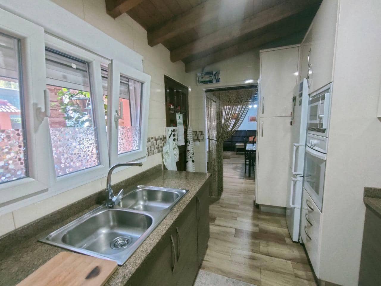 4 soveværelse Villa til salg i Mieres med swimmingpool garage - € 231.000 (Ref: 9119259)