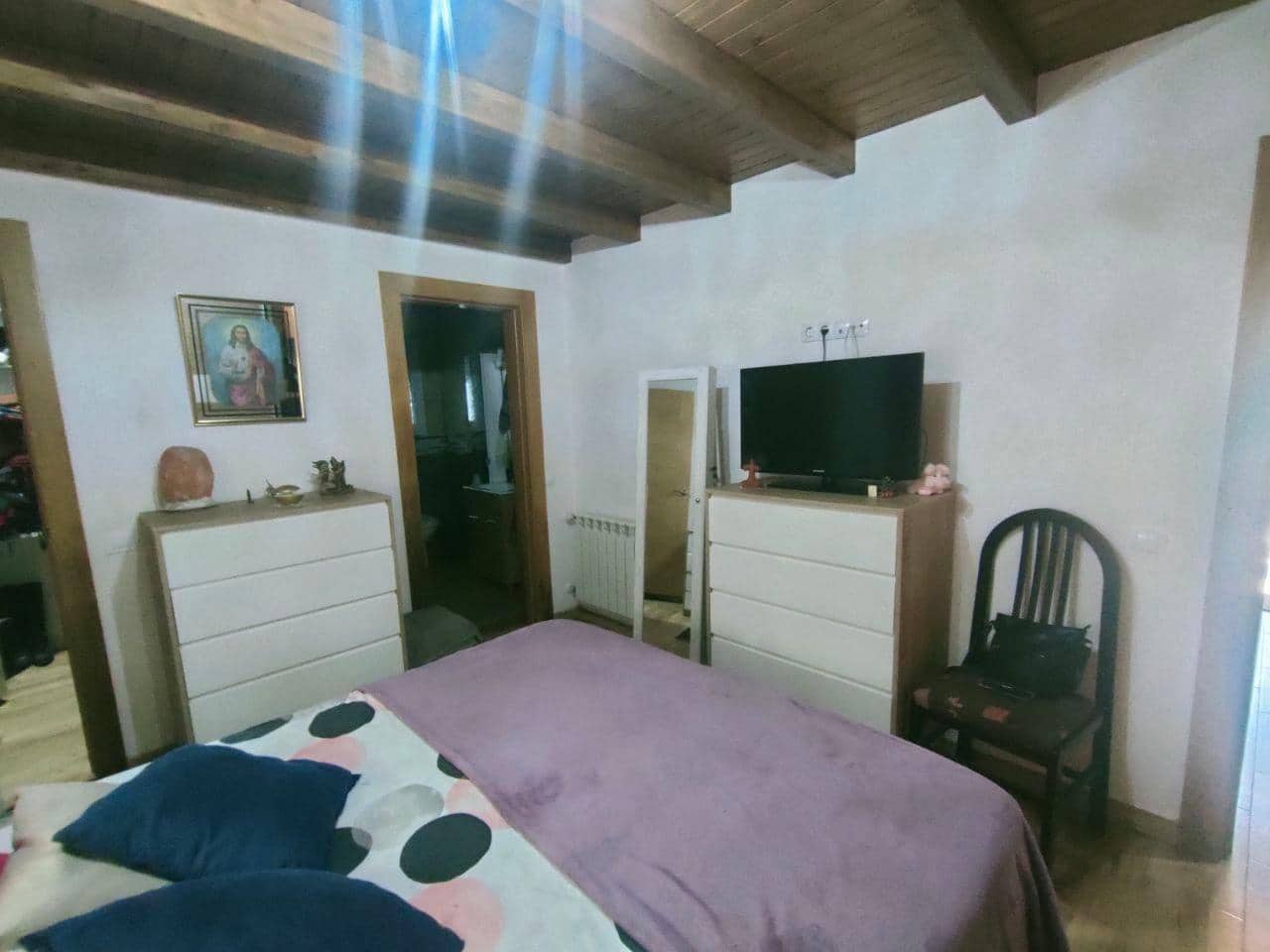 4 soveværelse Villa til salg i Mieres med swimmingpool garage - € 231.000 (Ref: 9119259)