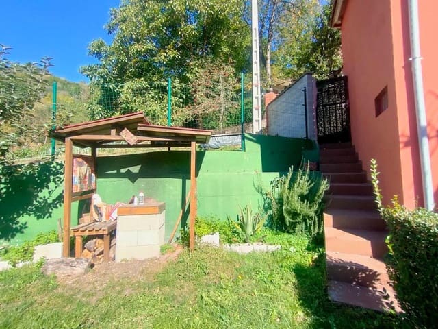 4 soveværelse Villa til salg i Mieres med swimmingpool garage - € 231.000 (Ref: 9119259)