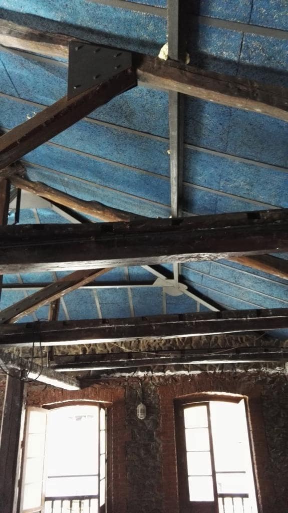 Erhverv til salg i Mieres med garage - € 180.000 (Ref: 9119260)