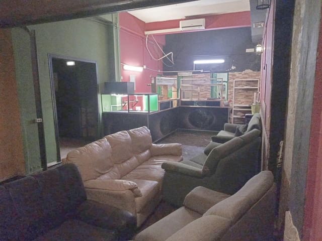 Kaupallinen myytävänä paikassa Las Palmas de Gran Canaria - 159 500 € (Ref: 9119266)