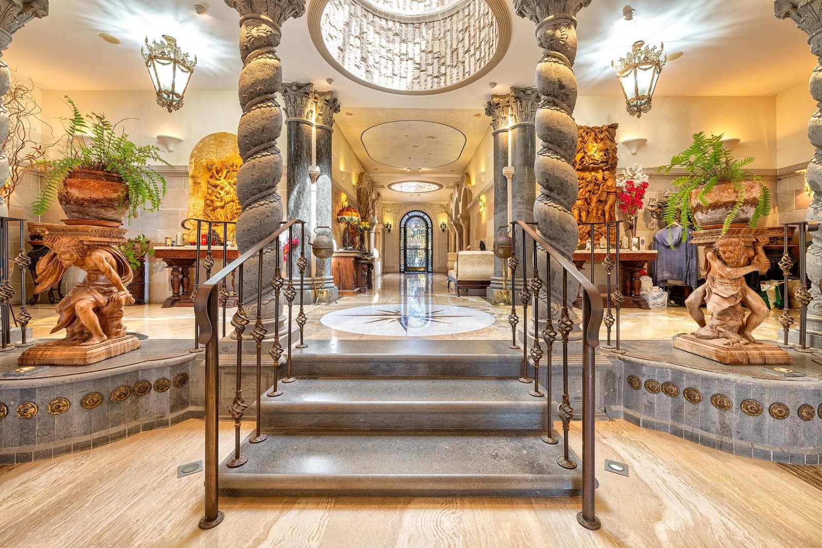 7 sypialnia Willa na sprzedaż w San Bartolome de Tirajana z basenem garażem - 3 900 000 € (Ref: 9119269)