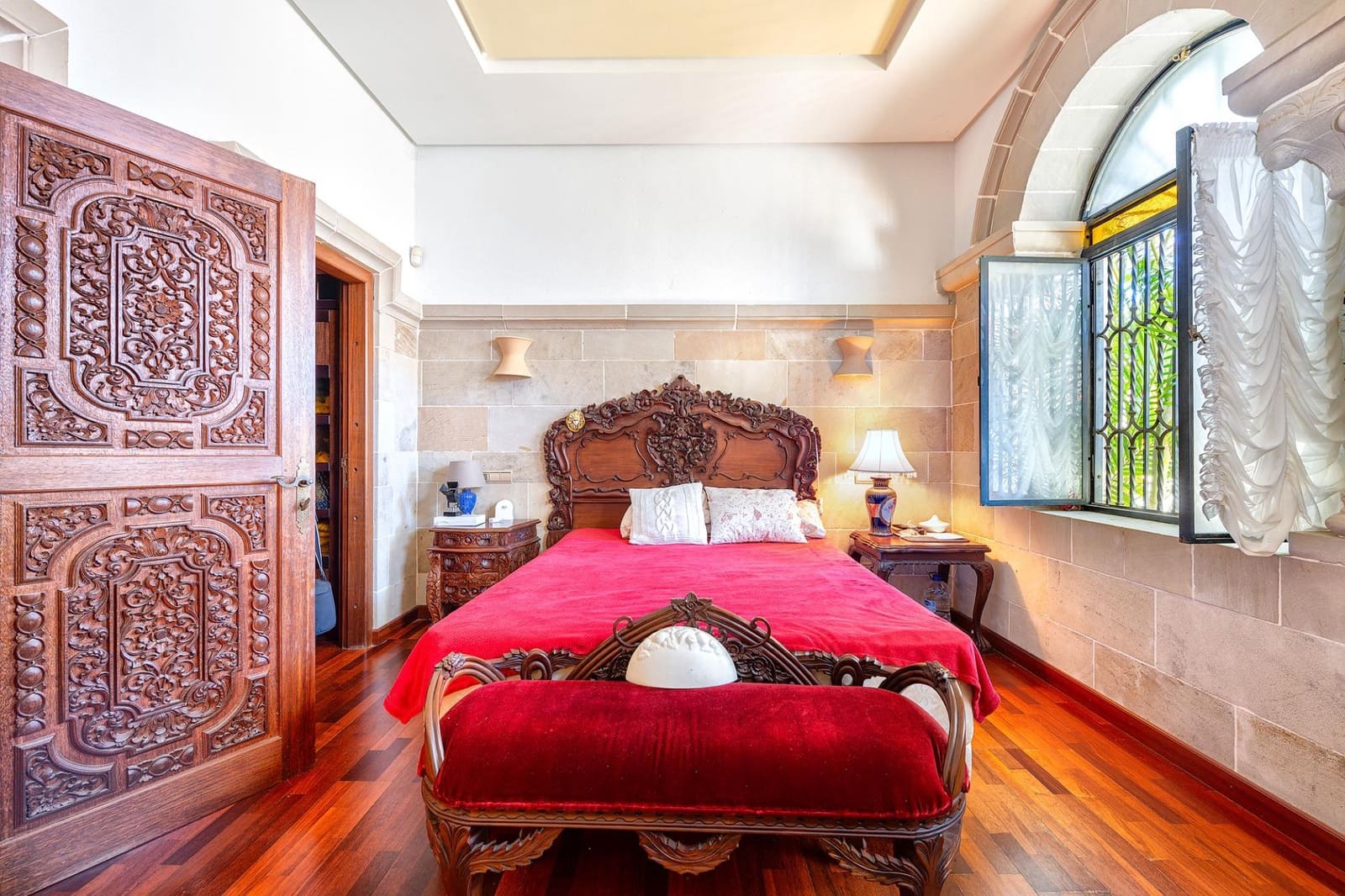 7 sypialnia Willa na sprzedaż w San Bartolome de Tirajana z basenem garażem - 3 900 000 € (Ref: 9119269)