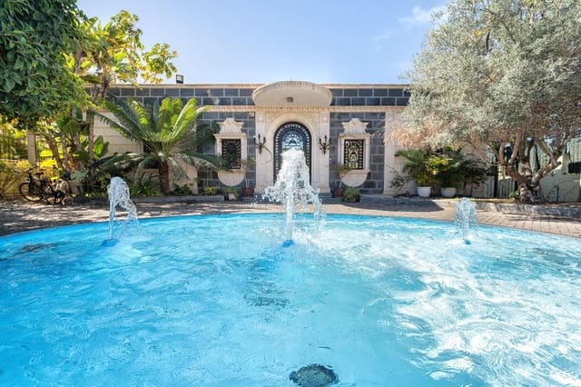 7 soveværelse Villa til salg i San Bartolomé de Tirajana med swimmingpool garage - € 3.900.000 (Ref: 9119269)