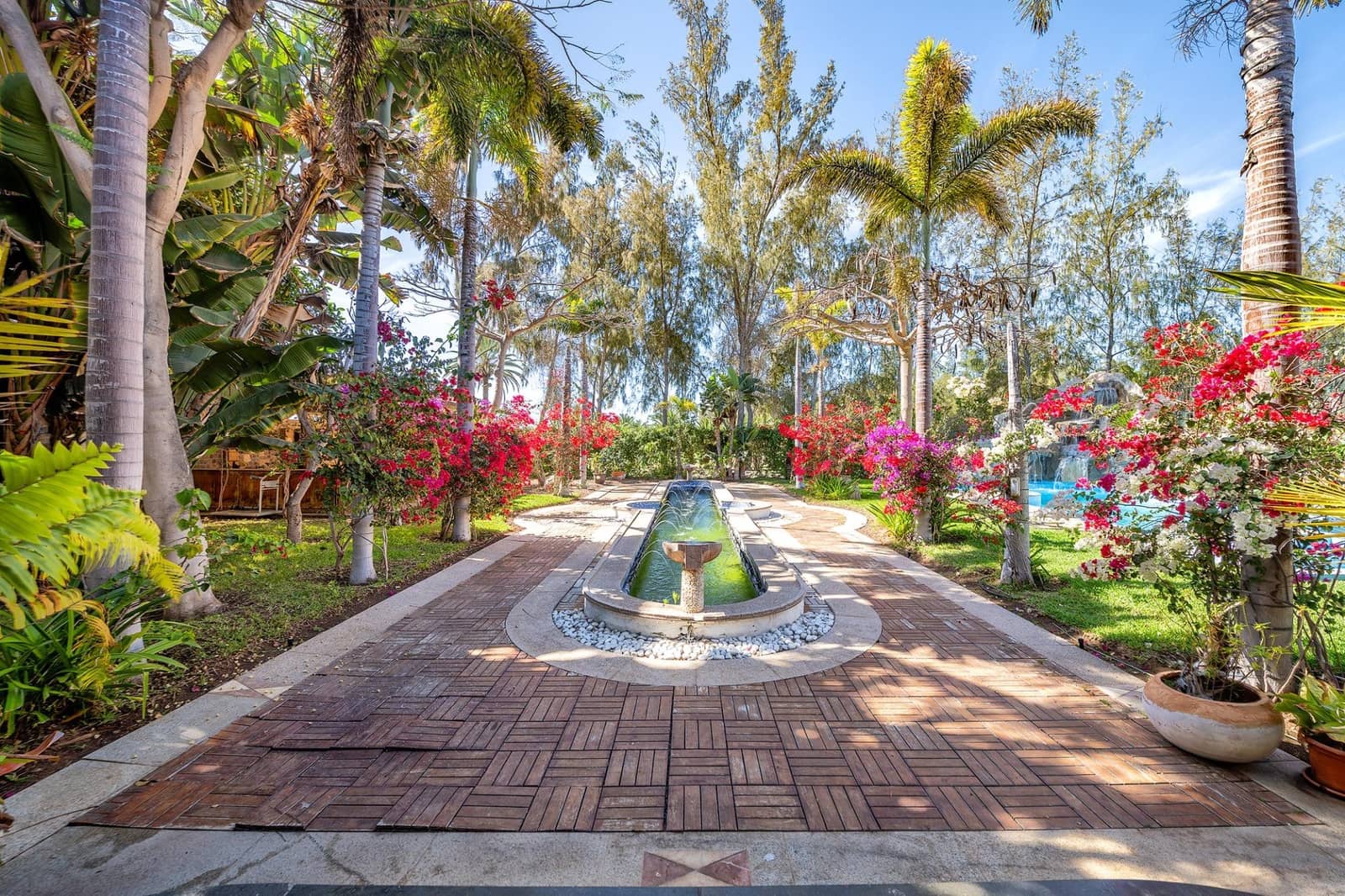 7 sypialnia Willa na sprzedaż w San Bartolome de Tirajana z basenem garażem - 3 900 000 € (Ref: 9119269)