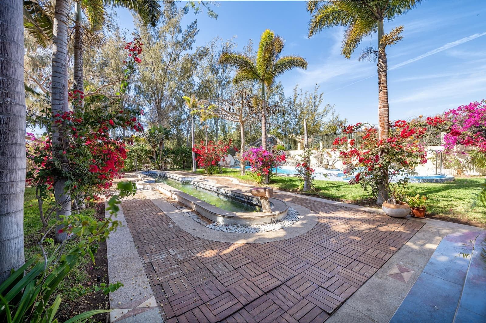 7 sypialnia Willa na sprzedaż w San Bartolome de Tirajana z basenem garażem - 3 900 000 € (Ref: 9119269)