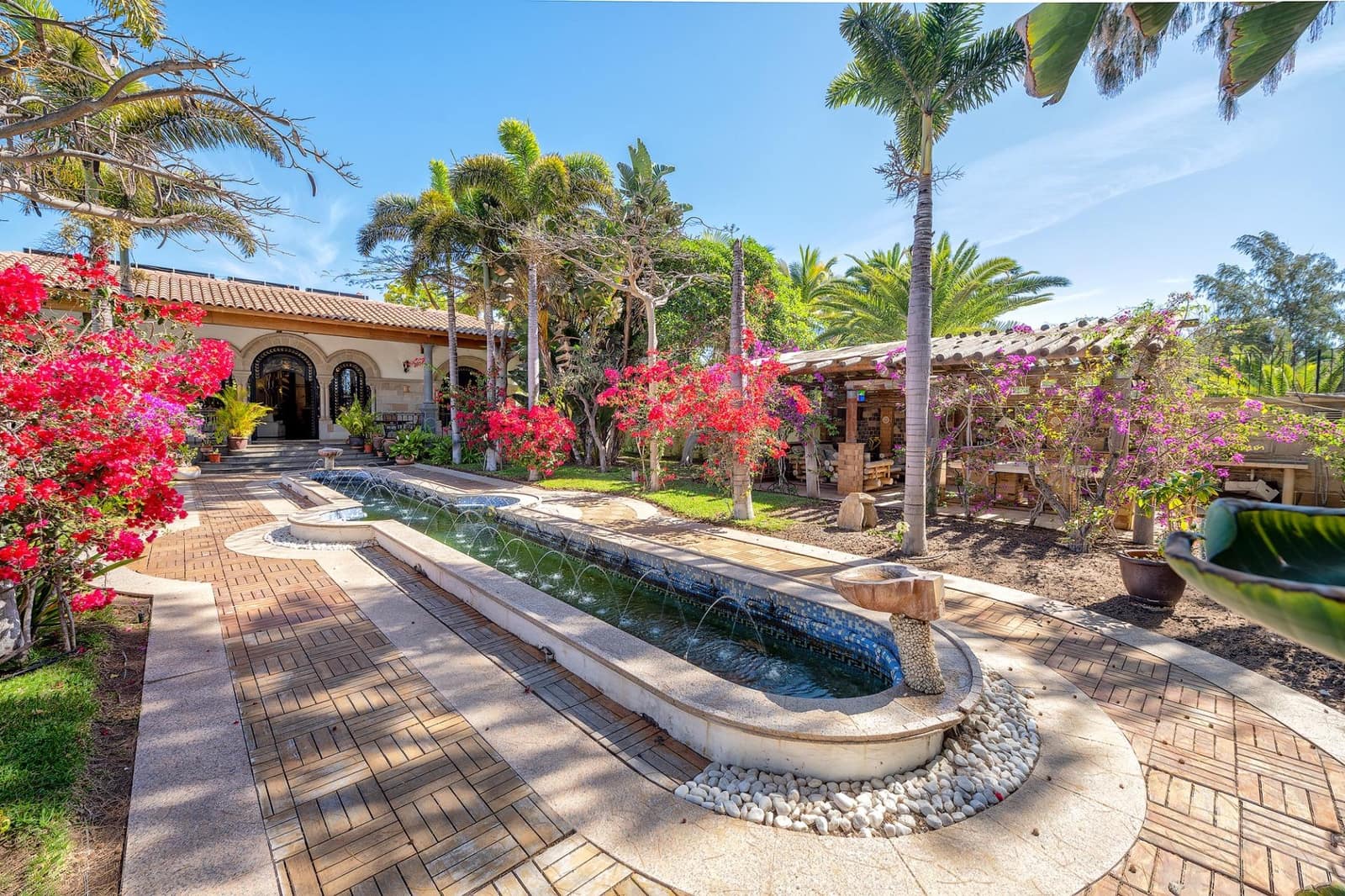 7 sypialnia Willa na sprzedaż w San Bartolome de Tirajana z basenem garażem - 3 900 000 € (Ref: 9119269)