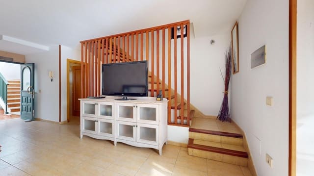 4 slaapkamer Rijtjeshuis te koop in Mogán - € 495.000 (Ref: 9119273)