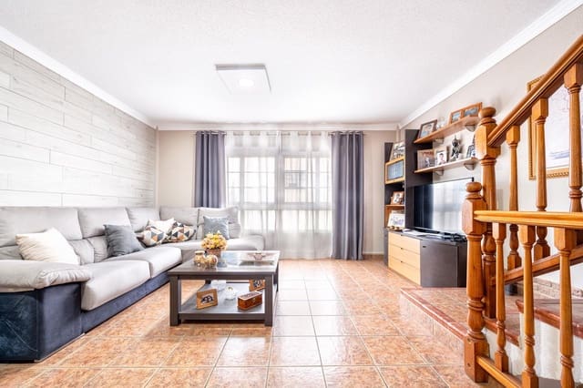 3 soveværelse Byhus til salg i El Tablero, San Bartolomé de Tirajana med garage - € 325.000 (Ref: 9119279)