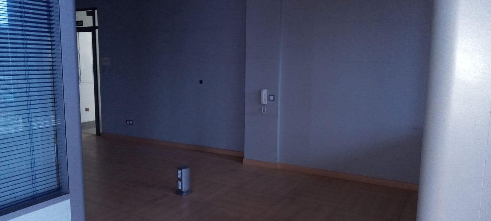 Commerciale da affittare in A Coruna citta - 1.800 € (Rif: 9119281)