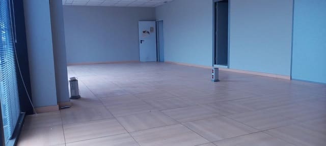 Gewerbe zu vermieten in A Coruña Stadt - 1.800 € (Ref: 9119281)