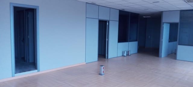 Gewerbe zu vermieten in A Coruña Stadt - 1.800 € (Ref: 9119281)