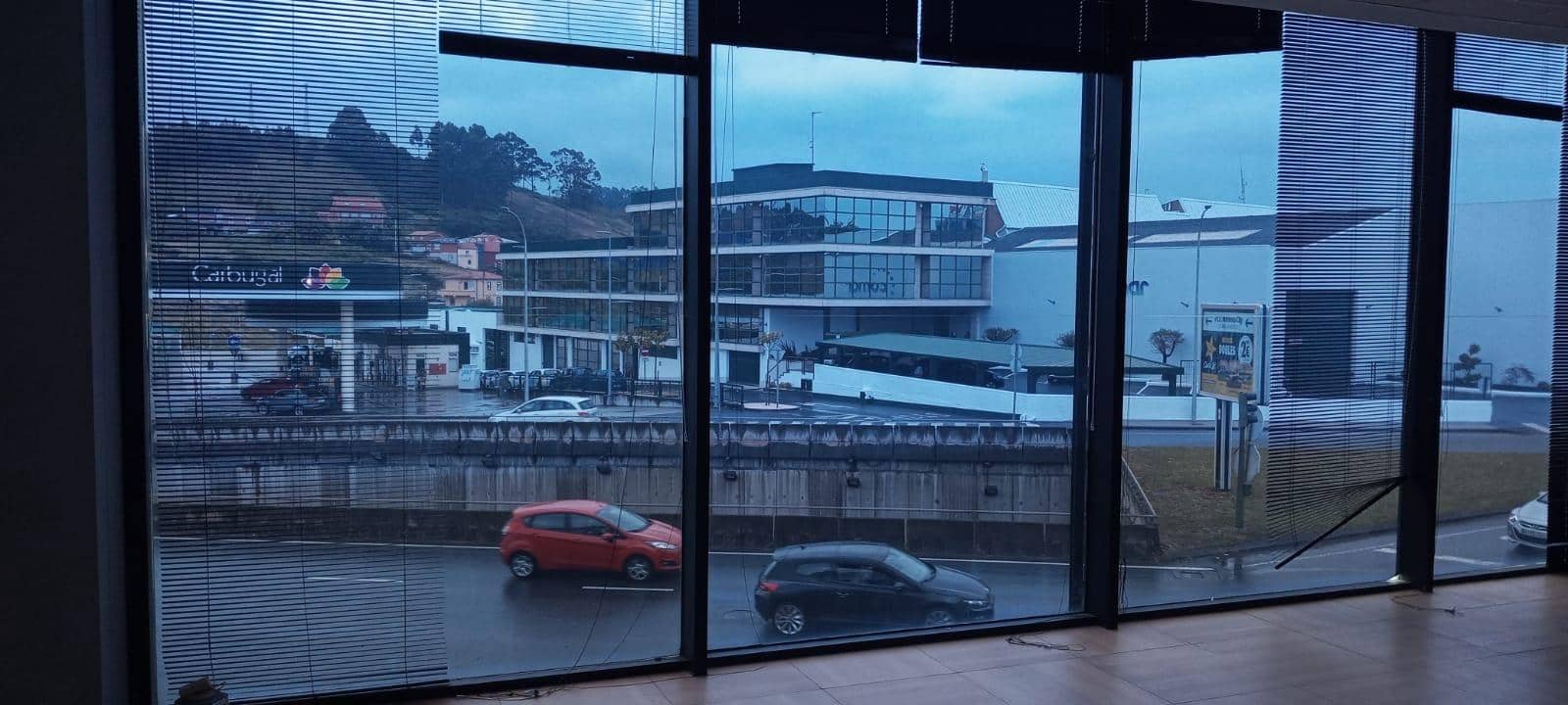 Commerciale da affittare in A Coruna citta - 1.800 € (Rif: 9119281)