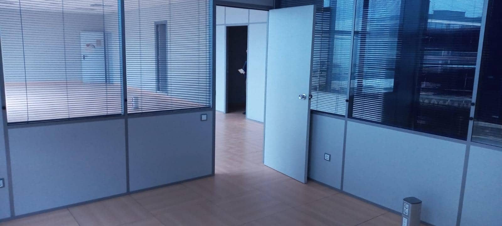 Commerciale da affittare in A Coruna citta - 1.800 € (Rif: 9119281)