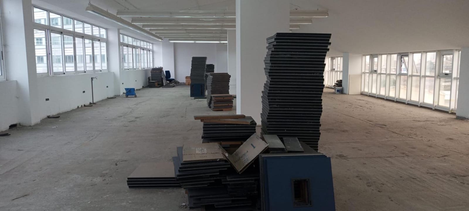 Commerciale da affittare in A Coruna citta con garage - 3.000 € (Rif: 9119282)