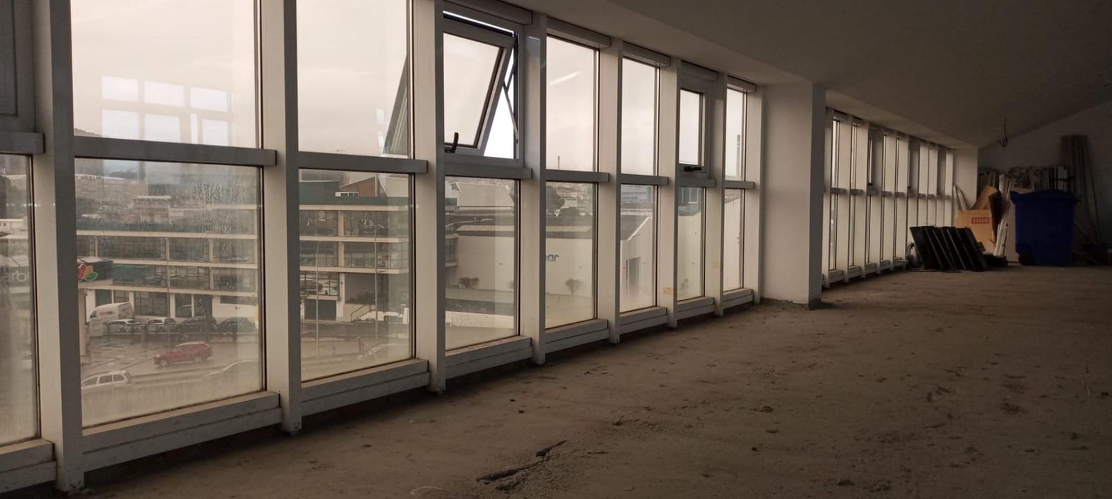 Commerciale da affittare in A Coruna citta con garage - 3.000 € (Rif: 9119282)