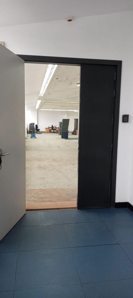 Commerciale da affittare in A Coruna citta con garage - 3.000 € (Rif: 9119282)