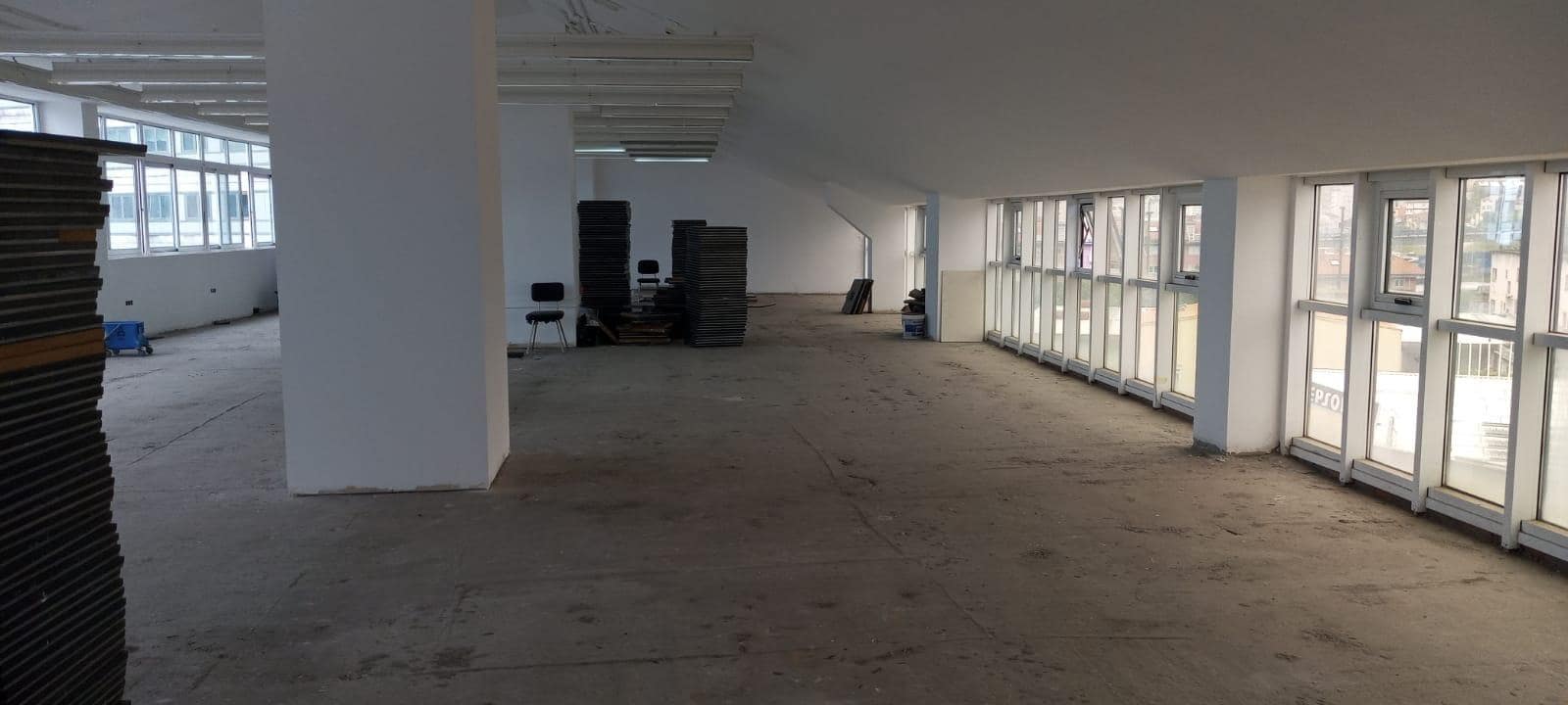 Commerciale da affittare in A Coruna citta con garage - 3.000 € (Rif: 9119282)