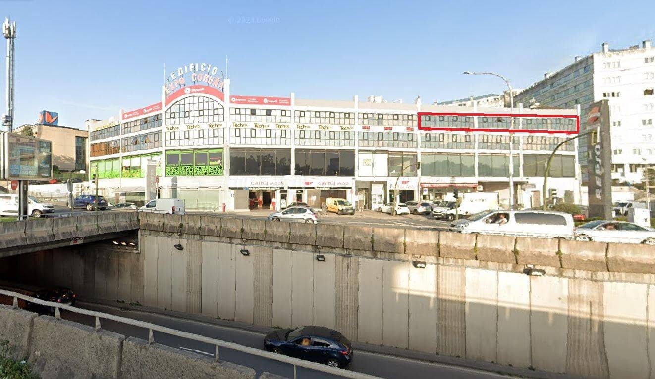 Commerciale da affittare in A Coruna citta con garage - 3.000 € (Rif: 9119282)