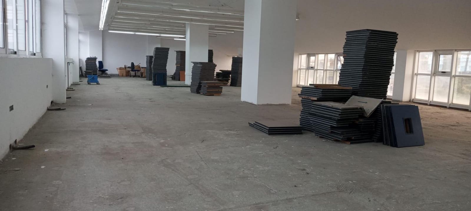 Commerciale da affittare in A Coruna citta con garage - 3.000 € (Rif: 9119282)