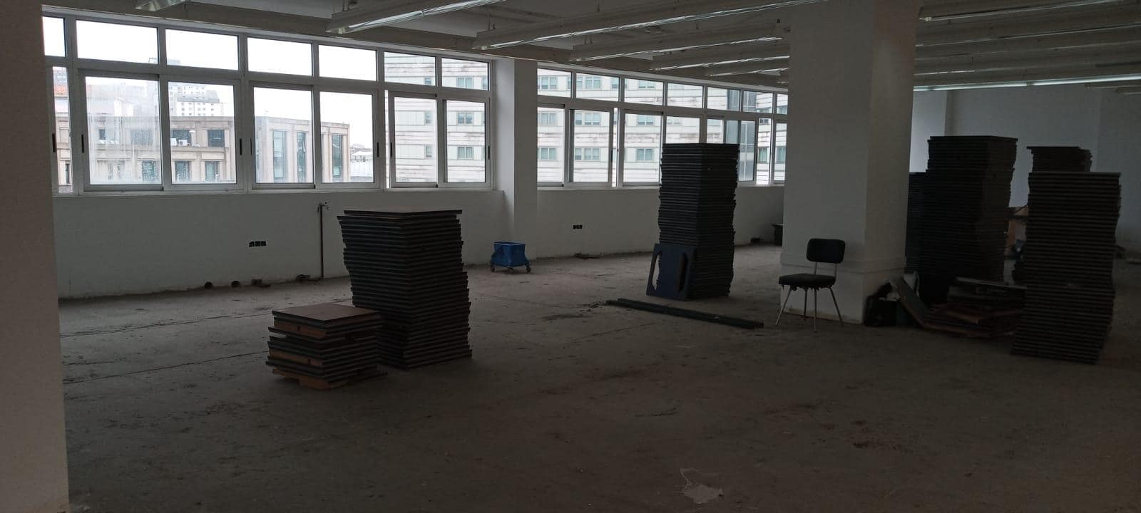 Commerciale da affittare in A Coruna citta con garage - 3.000 € (Rif: 9119282)