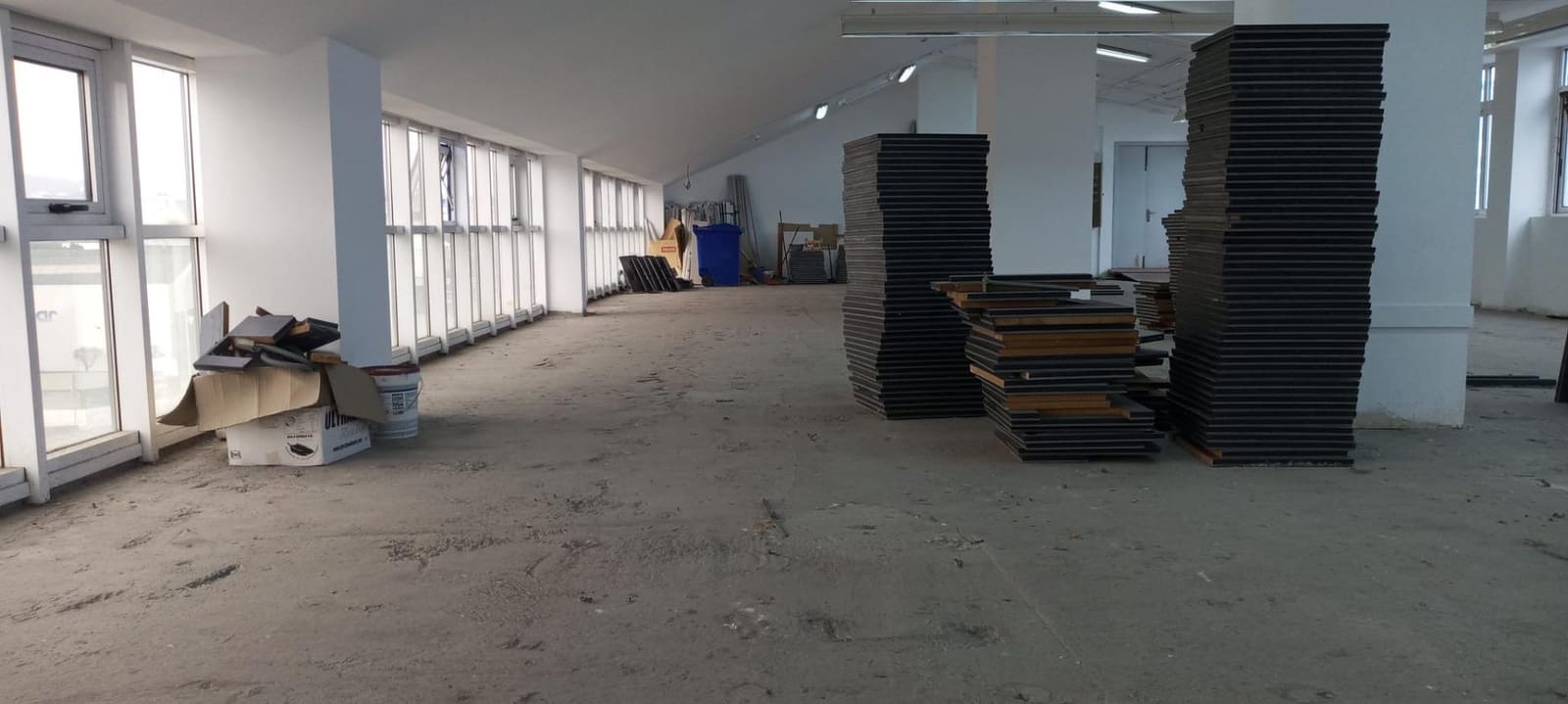 Commerciale da affittare in A Coruna citta con garage - 3.000 € (Rif: 9119282)