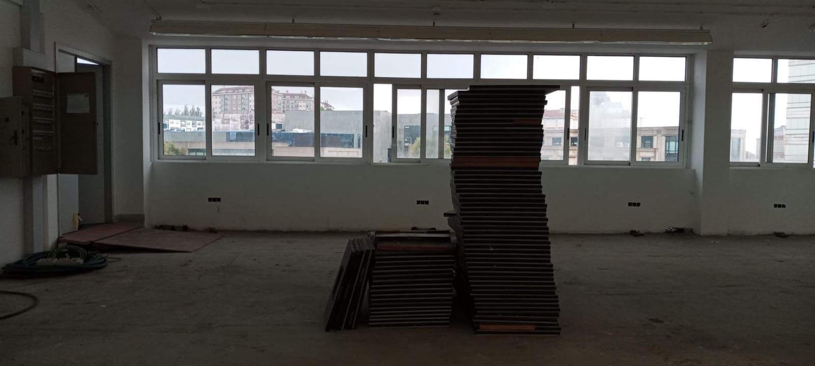 Commerciale da affittare in A Coruna citta con garage - 3.000 € (Rif: 9119282)