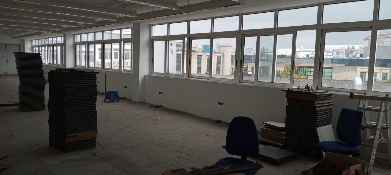 Commerciale da affittare in A Coruna citta con garage - 3.000 € (Rif: 9119282)