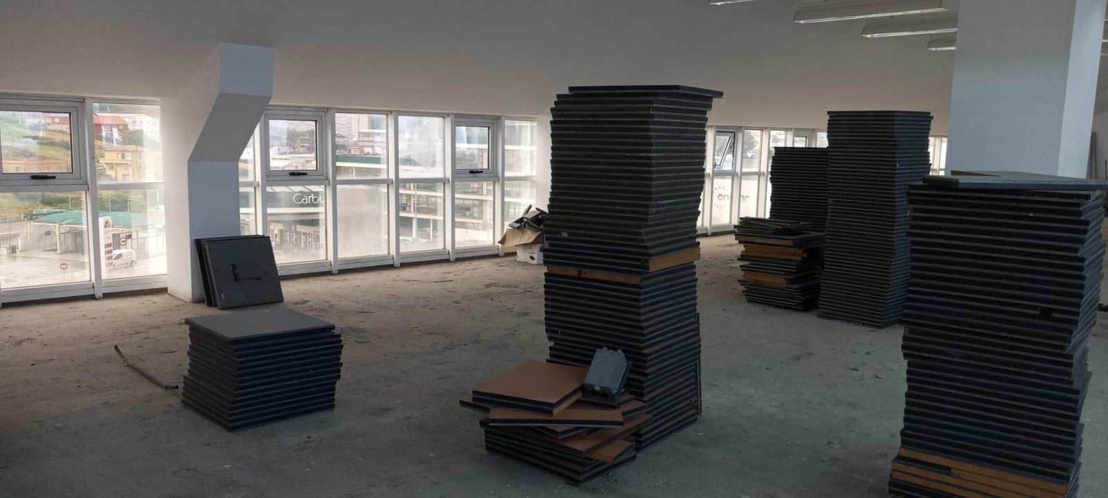 Commerciale da affittare in A Coruna citta con garage - 3.000 € (Rif: 9119282)