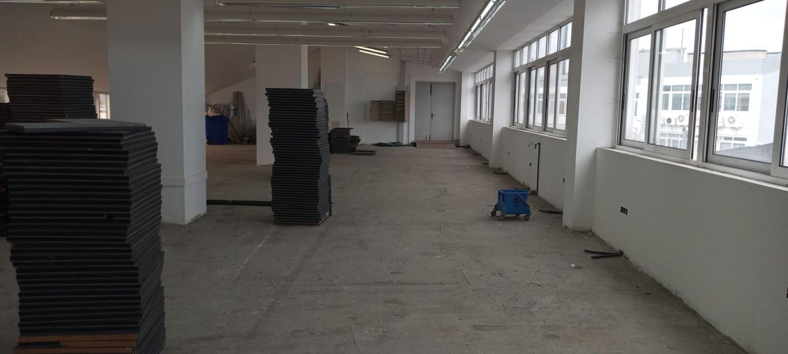 Commerciale da affittare in A Coruna citta con garage - 3.000 € (Rif: 9119282)
