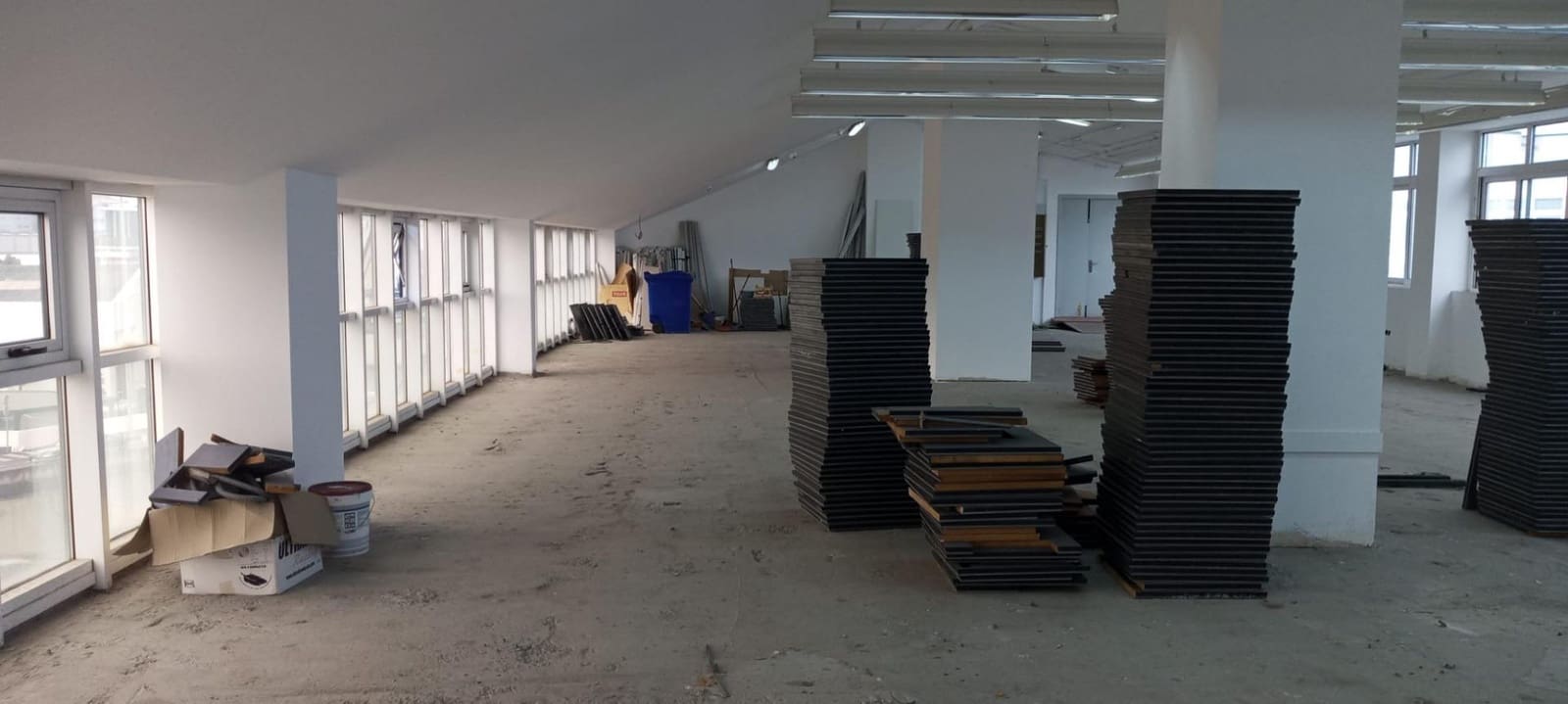 Commerciale da affittare in A Coruna citta con garage - 3.000 € (Rif: 9119282)