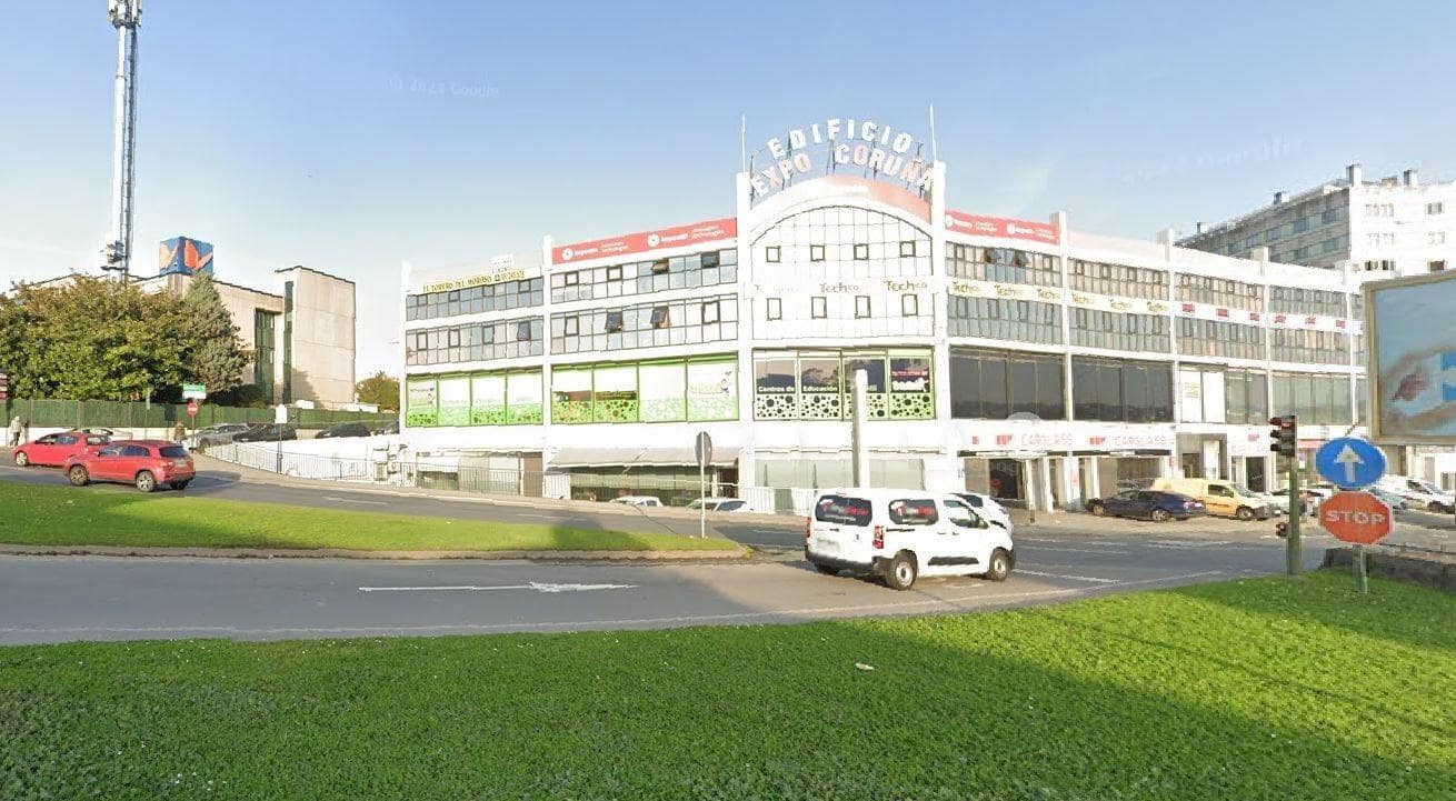 Commerciale da affittare in A Coruna citta con garage - 3.000 € (Rif: 9119282)